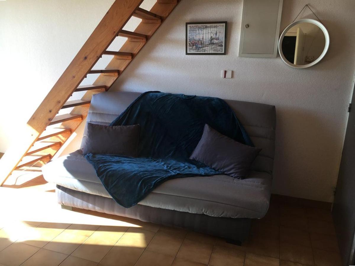 Appartement Climatise 2 Pieces Avec Solarium Pour 4 Personnes, Parking Prive, Proche Plage - Fr-1-335-166 Hyeres Exterior photo